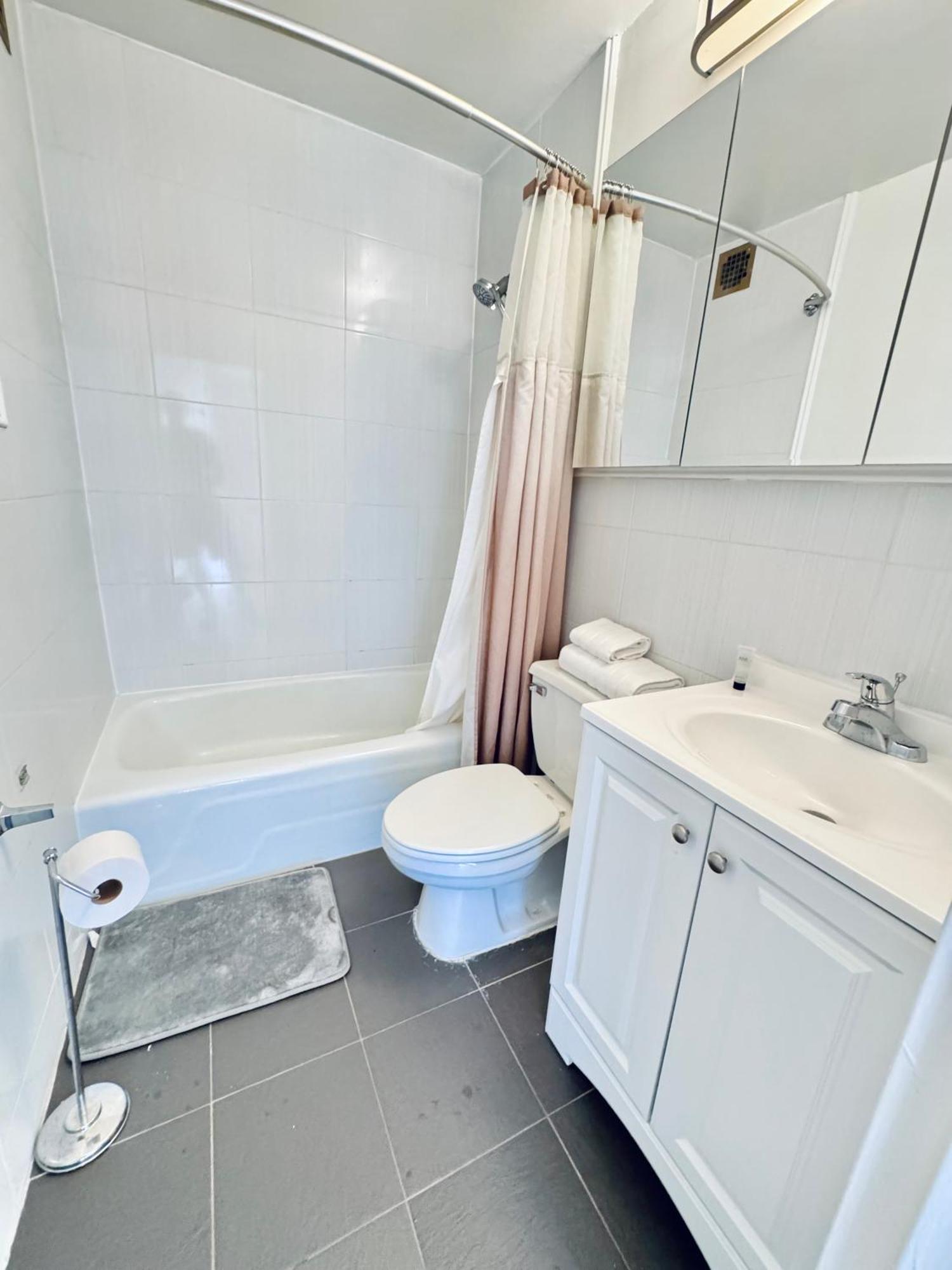 Stylish Duplex Penthouse With Large Outdoor Space * Nova York